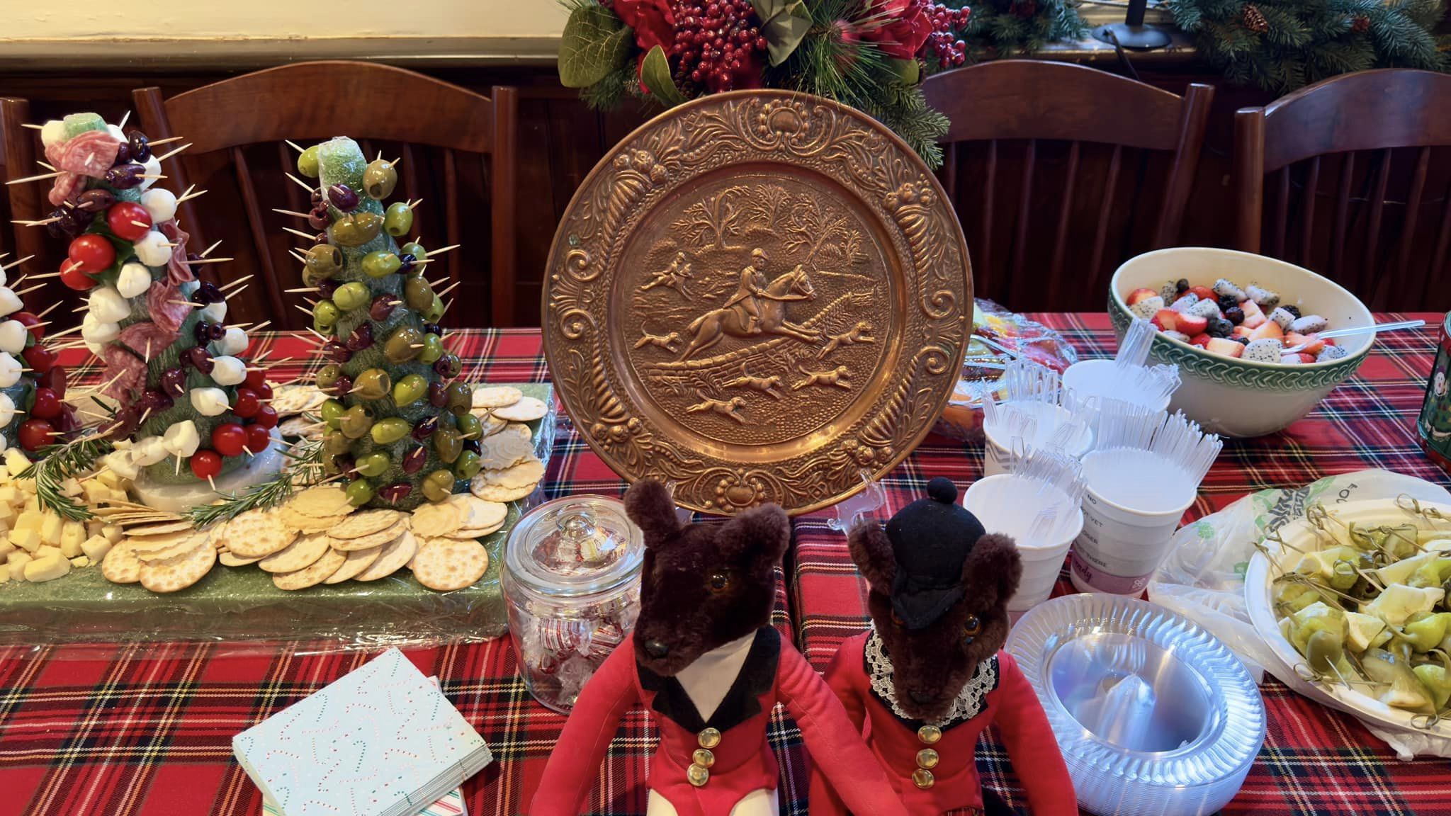 Beautifully set table at Boxing Day Hunt 2023. Photo by Curt McAdams.